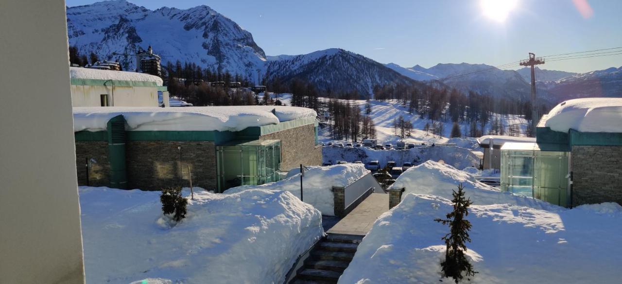 Teleo Vacanze - Villaggio Olimpico Di سيستريير المظهر الخارجي الصورة