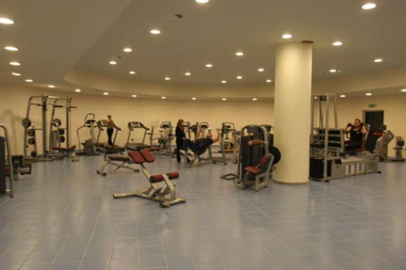 Teleo Vacanze - Villaggio Olimpico Di سيستريير المظهر الخارجي الصورة