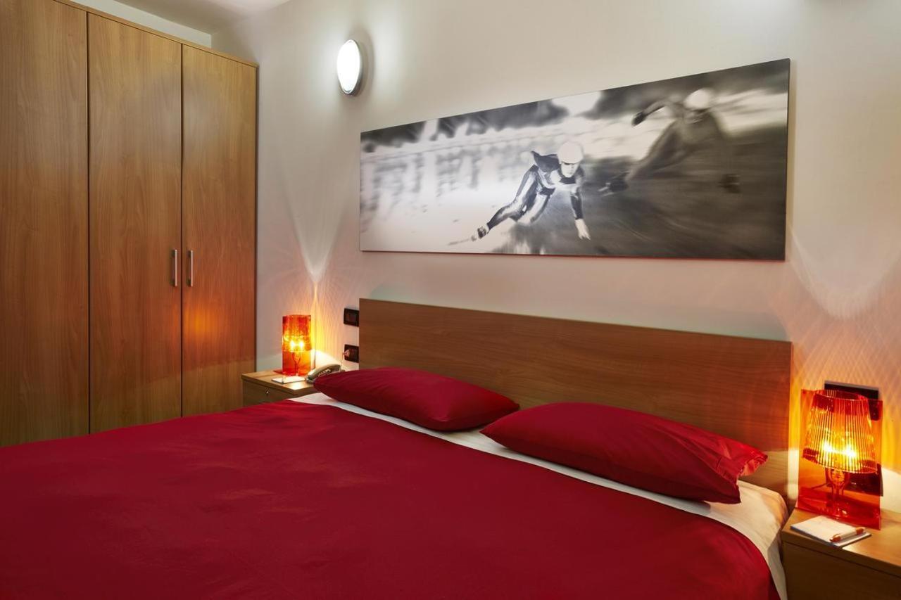 Teleo Vacanze - Villaggio Olimpico Di سيستريير المظهر الخارجي الصورة